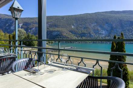 Restaurant sur le Lac d’Aiguebelette Restaurant Novalaise Plage