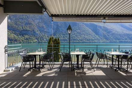 Restaurant vu lac